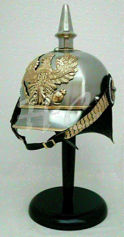 Casco de acero de armadura alemana Caballero medieval Casco alemán de latón Regalo de Halloween 