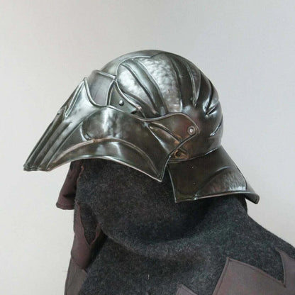 Geschwärzter mittelalterlicher dämonischer Vader-Sallet-Helm aus 18 Gauge-Stahl1 Halloween