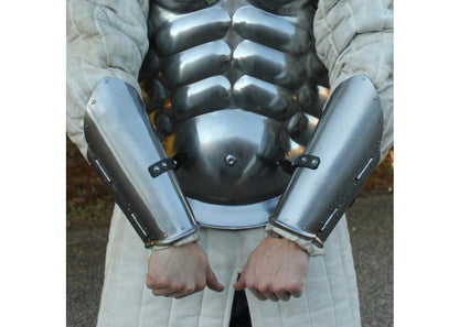 Cavalier Plate Armor Bracers - collectiblegiftitems