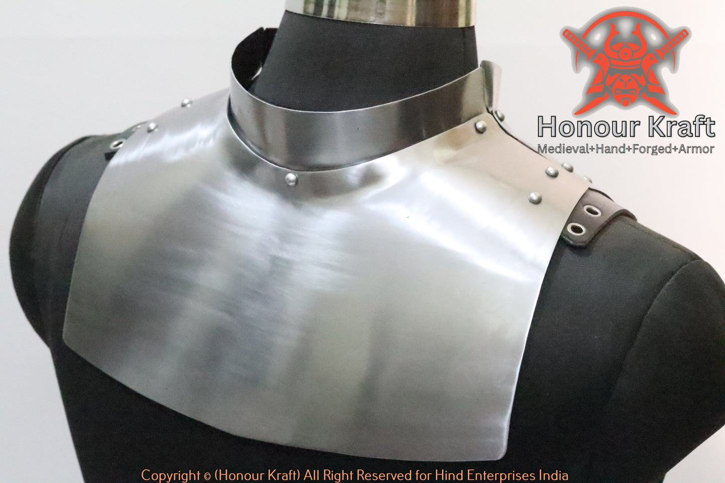 Halsberge, Stahlpanzerung zum Schutz der Wirbelsäule für HMB Buhurt