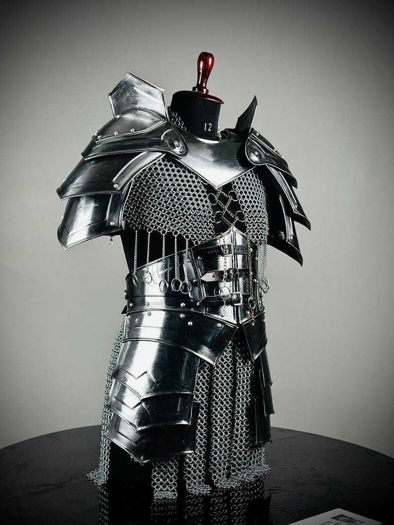 Medieval Lady Cuirass Armor Suit – Knight Cosplay & LARP Fantasy Armor for Women