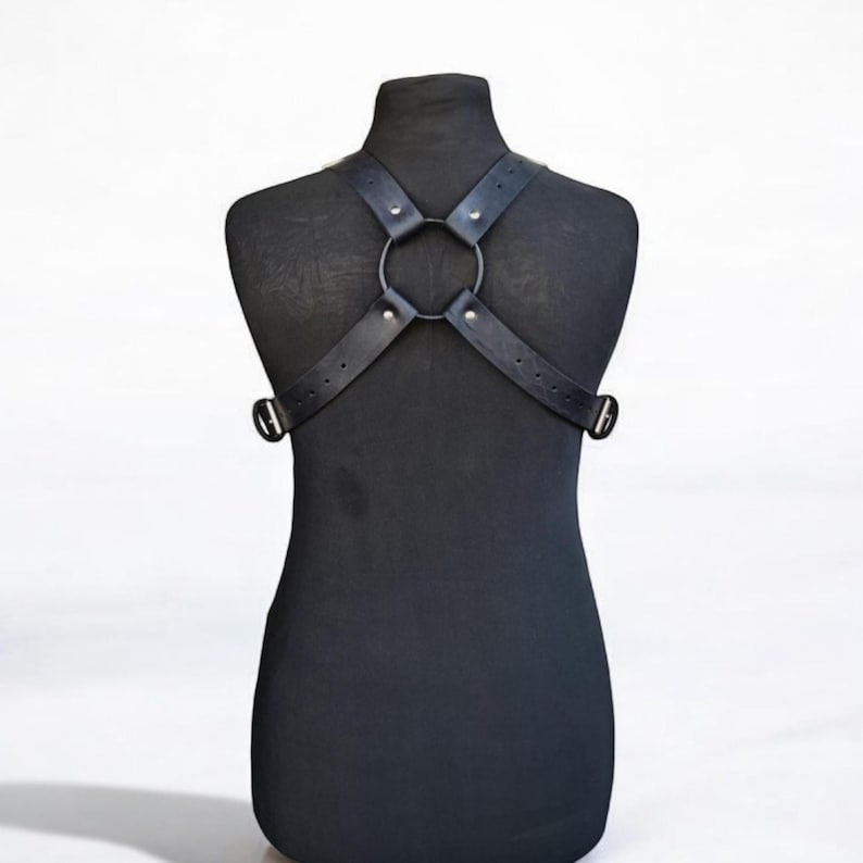 Medieval Steel Lady breastplate Cuirass Armor – Handmade Knight chestplate for LARP & Cosplay
