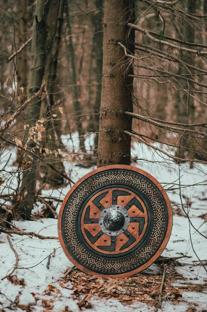 Escudo vikingo del sol eslavo Kolovrat tallado, 24"
